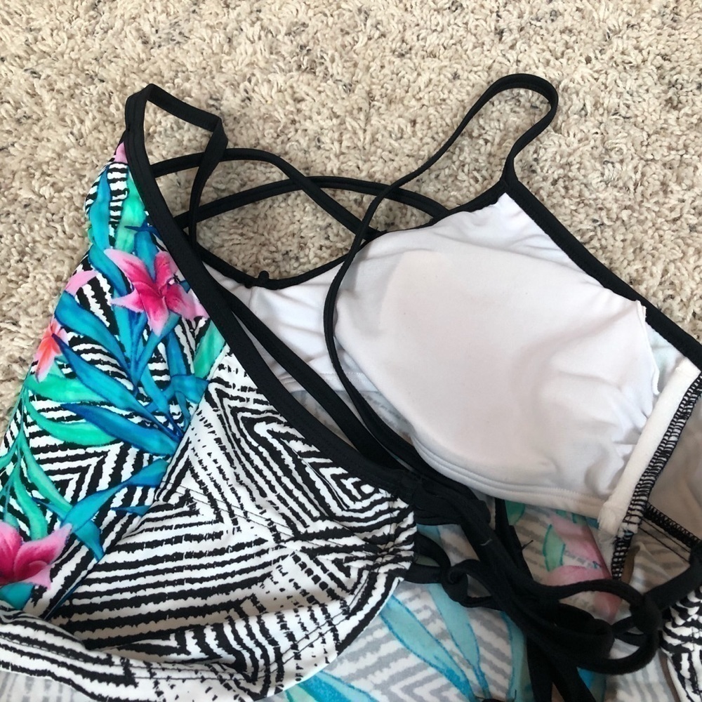 🆕 Sexy tropical floral strappy tropical colorful tankini swim top - Picture 4 of 9